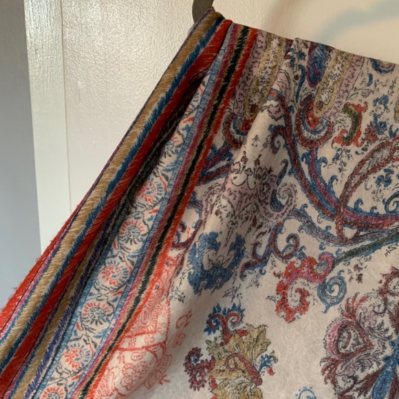 Super soft Chico’s pashmina scarf wrap shawl - Picture 4 of 4